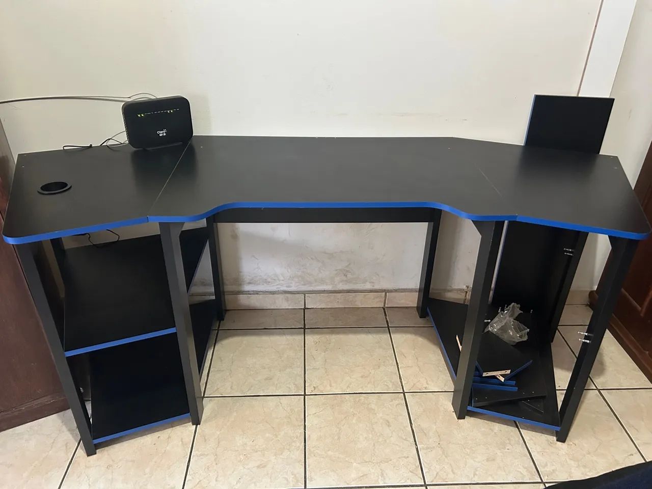 Mesa gamer Grande e nova