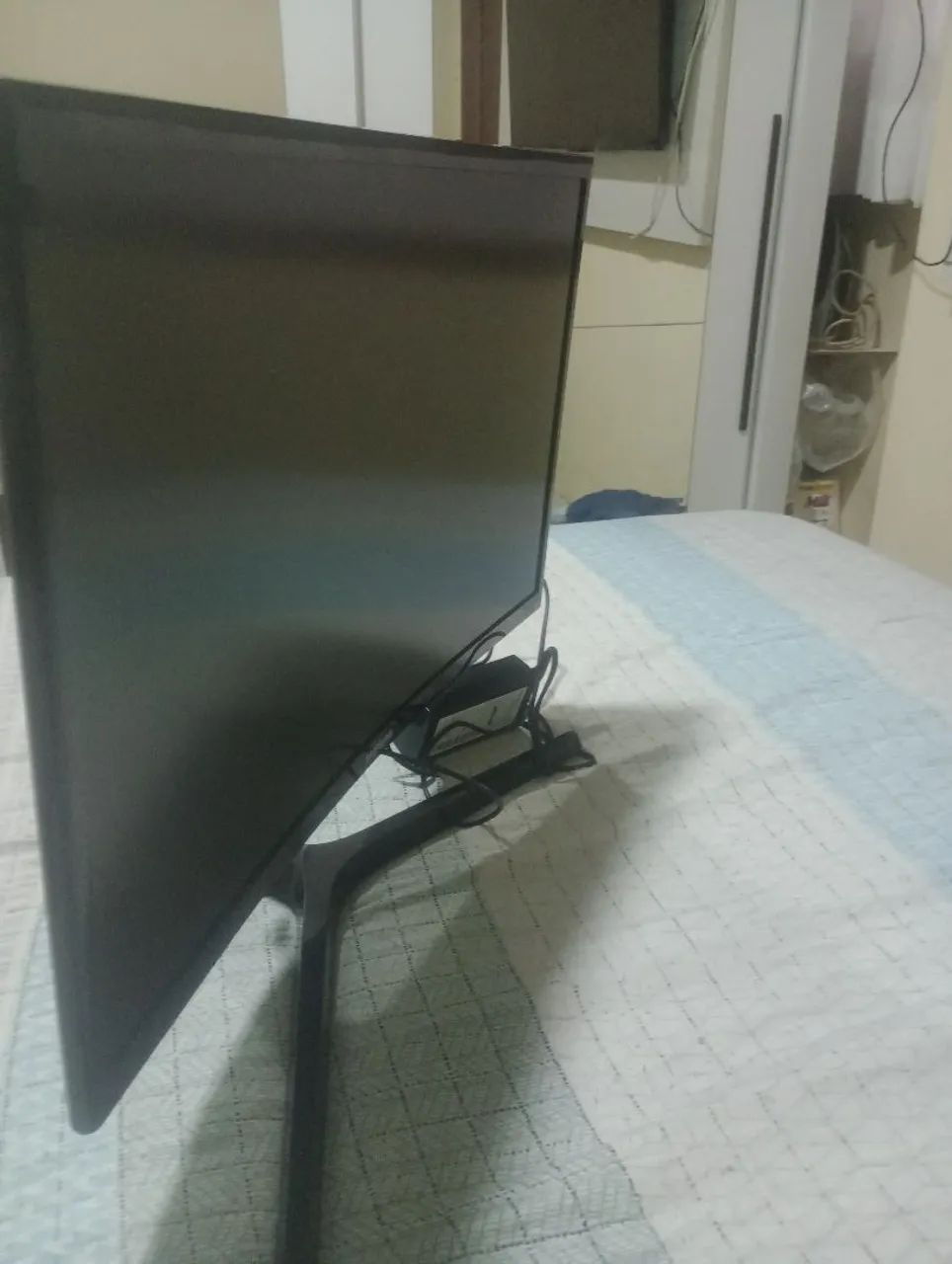 Monitor gamer curvo Samsung 24"  - Foto 4