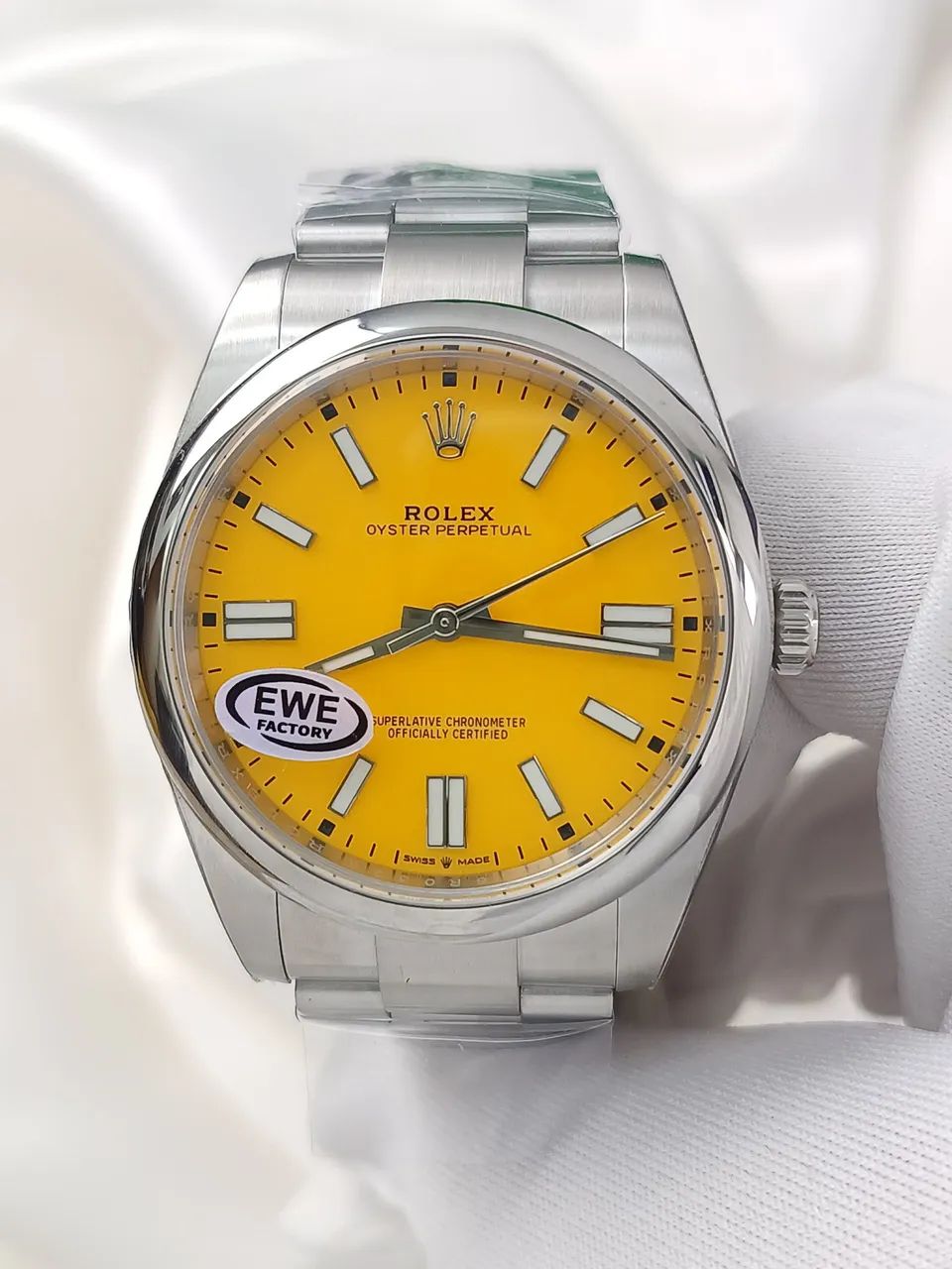 Relógio Rolex oyster perpetuar amarelo ETA