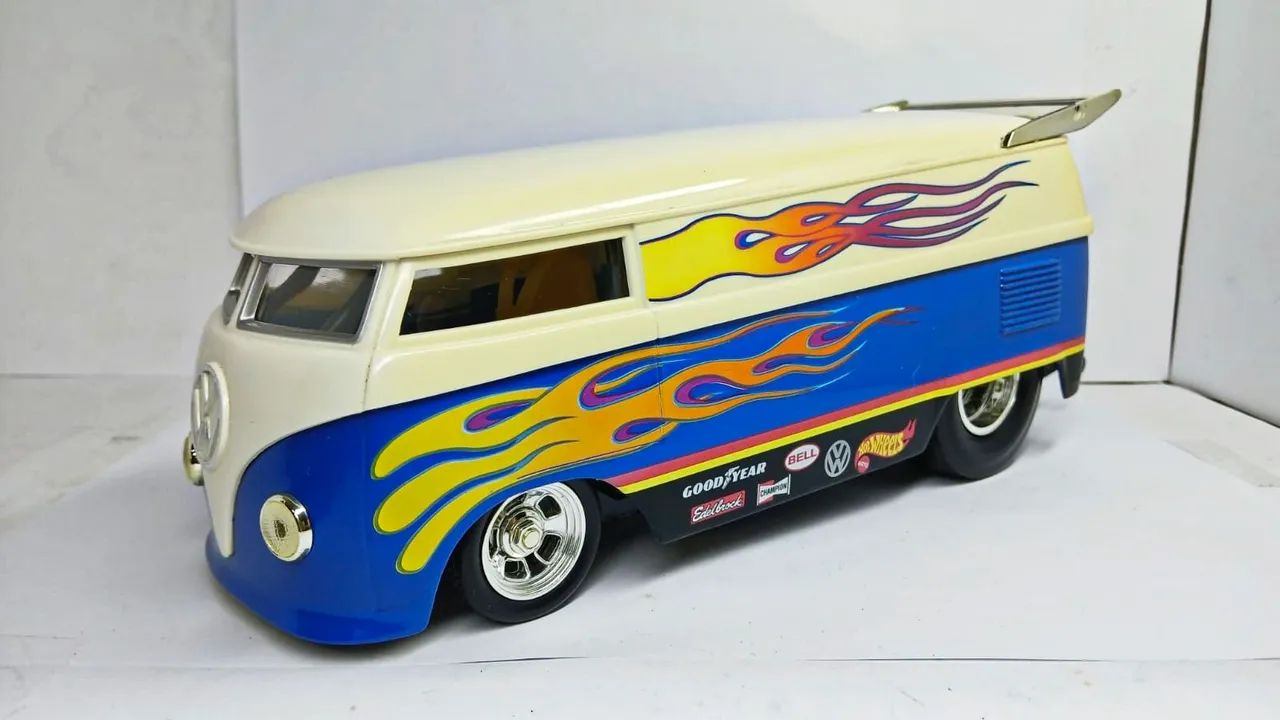 Miniatura Volkswagen Drag Bus 1/18 - Hobbies e coleções - Vila