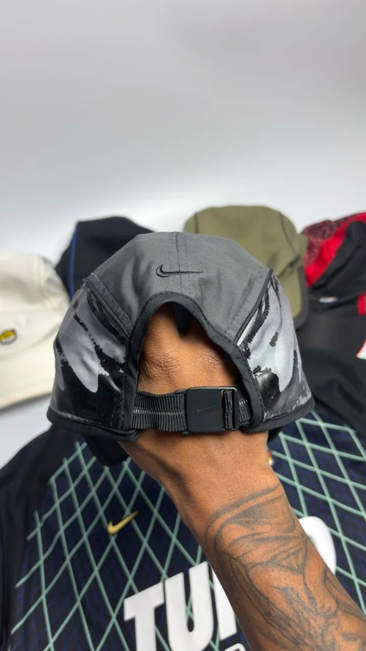 Boné Nike AW84 TN Air Flames  - Foto 4
