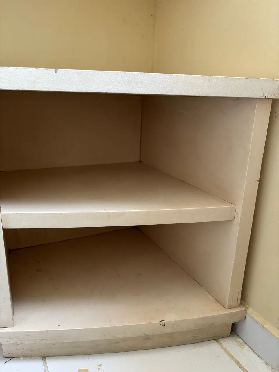 Mesa de cabeceira - pra vender logo  - Foto 3