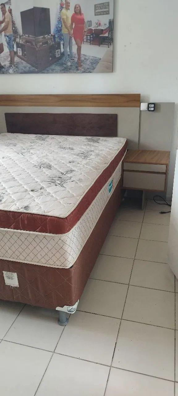 Vendo cama Queen com a cabeceira  - Foto 3