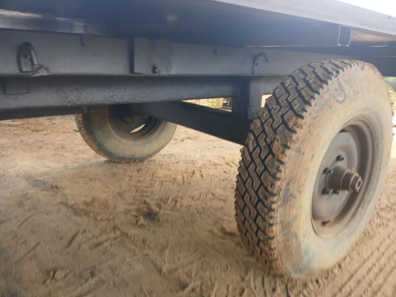 Carreta de trator - Foto 4