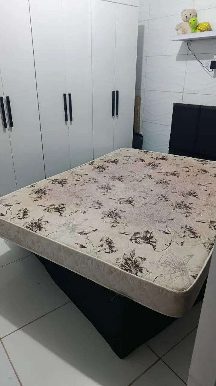 Colchão casal D33 - usado, mas sem partes fundas