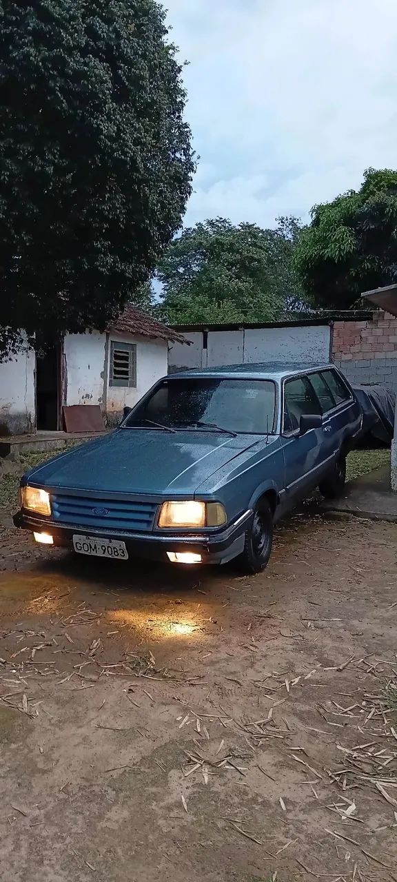 Ford Belina L 1.8/ 1.6 1989