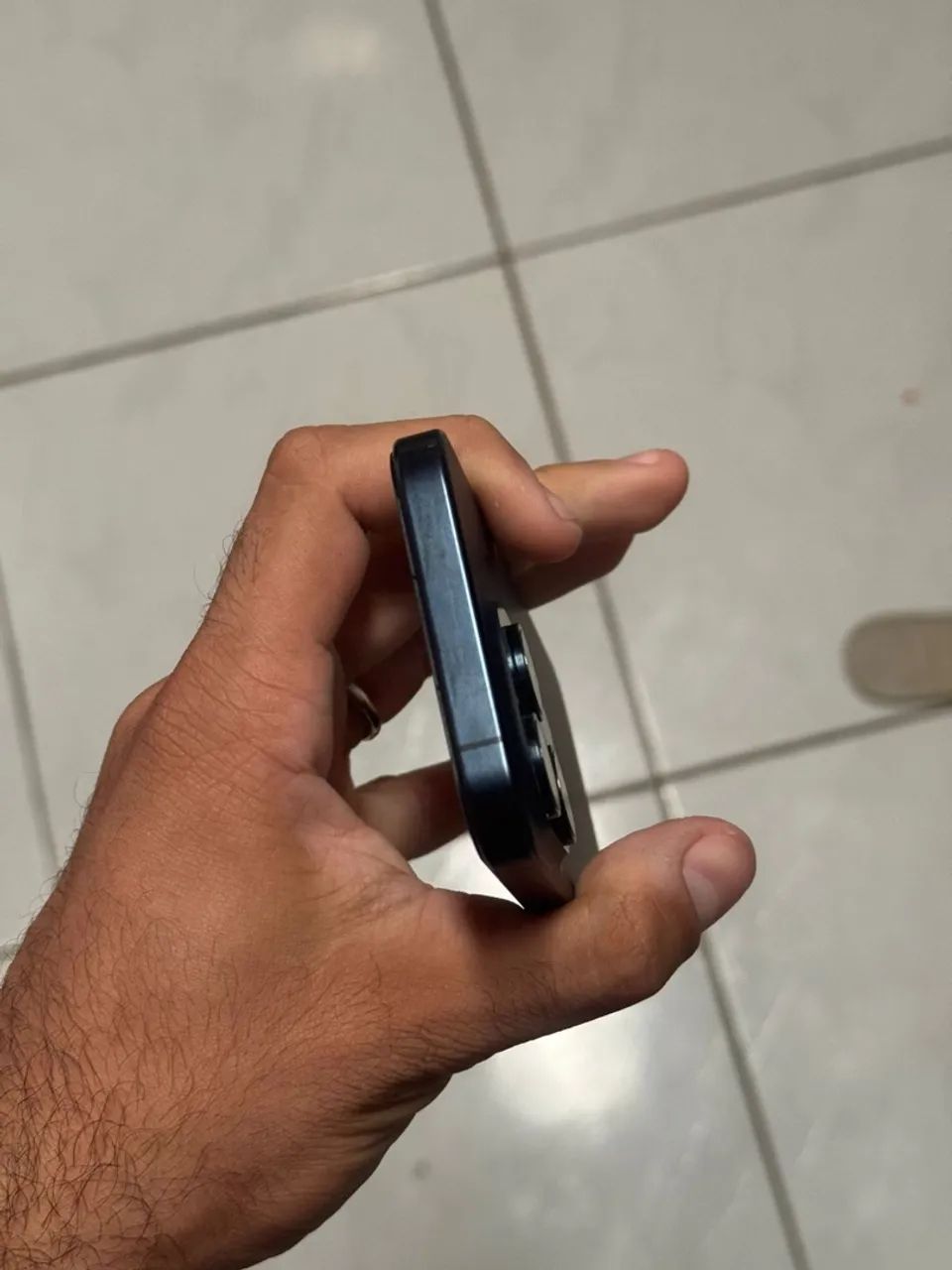 iPhone 15 pro 1T - Foto 5