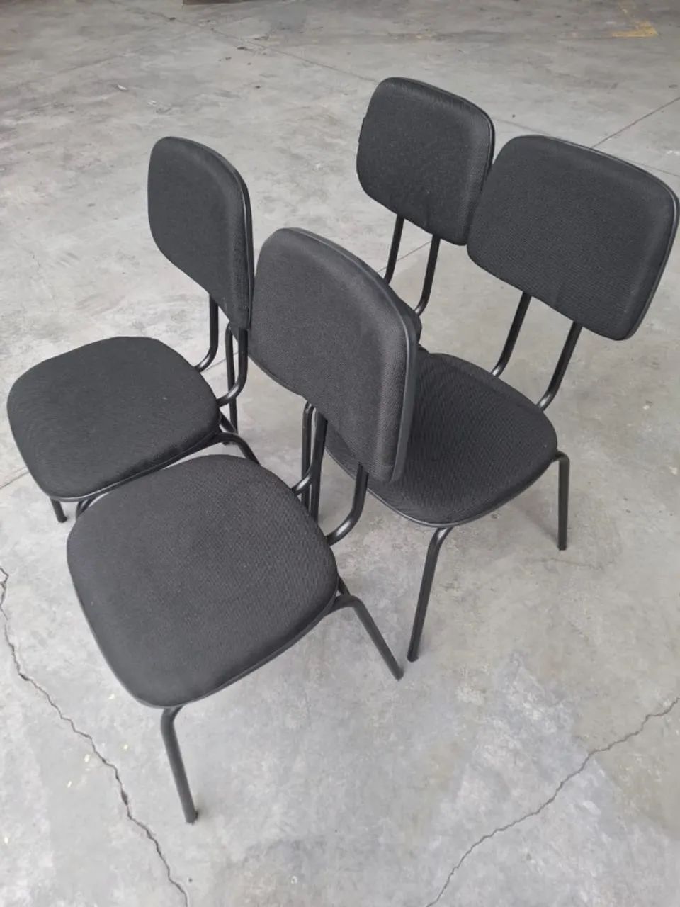 Excelentes cadeiras R$65,00 (cada) - Foto 2