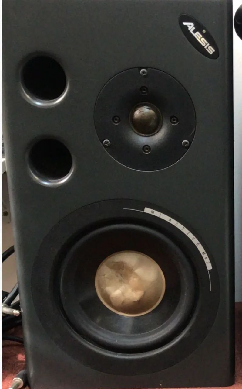 monitor de audio alesis m1 ativo