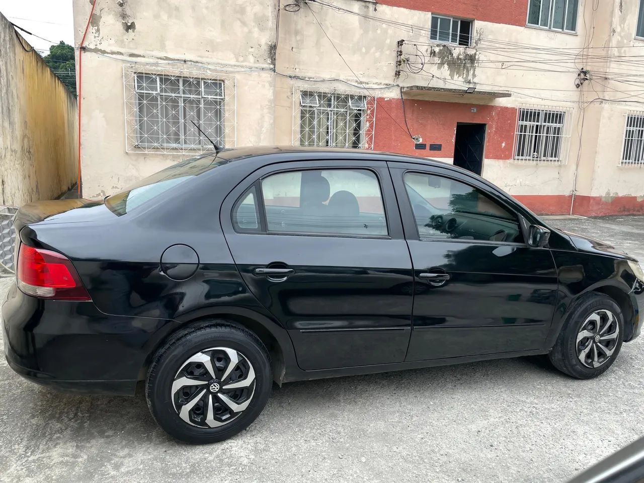 Volkswagen Voyage VOYAGE 1.0/1.0 City Mi Total Flex 8V 4p 2012