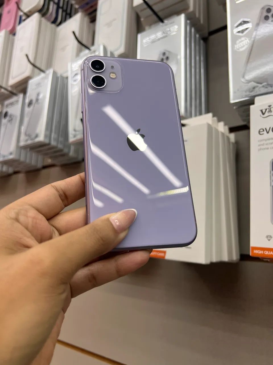 IPHONE 11 64 GB SEMINOVO - Celulares e Smartphones - Zona