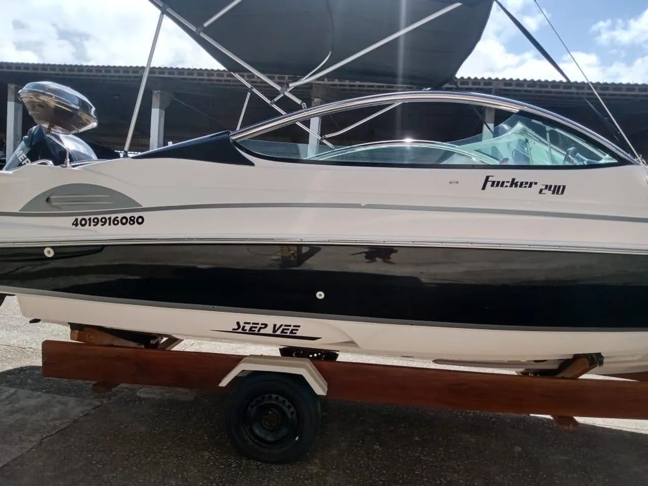 Lancha Focker 215 conservada - Foto 4