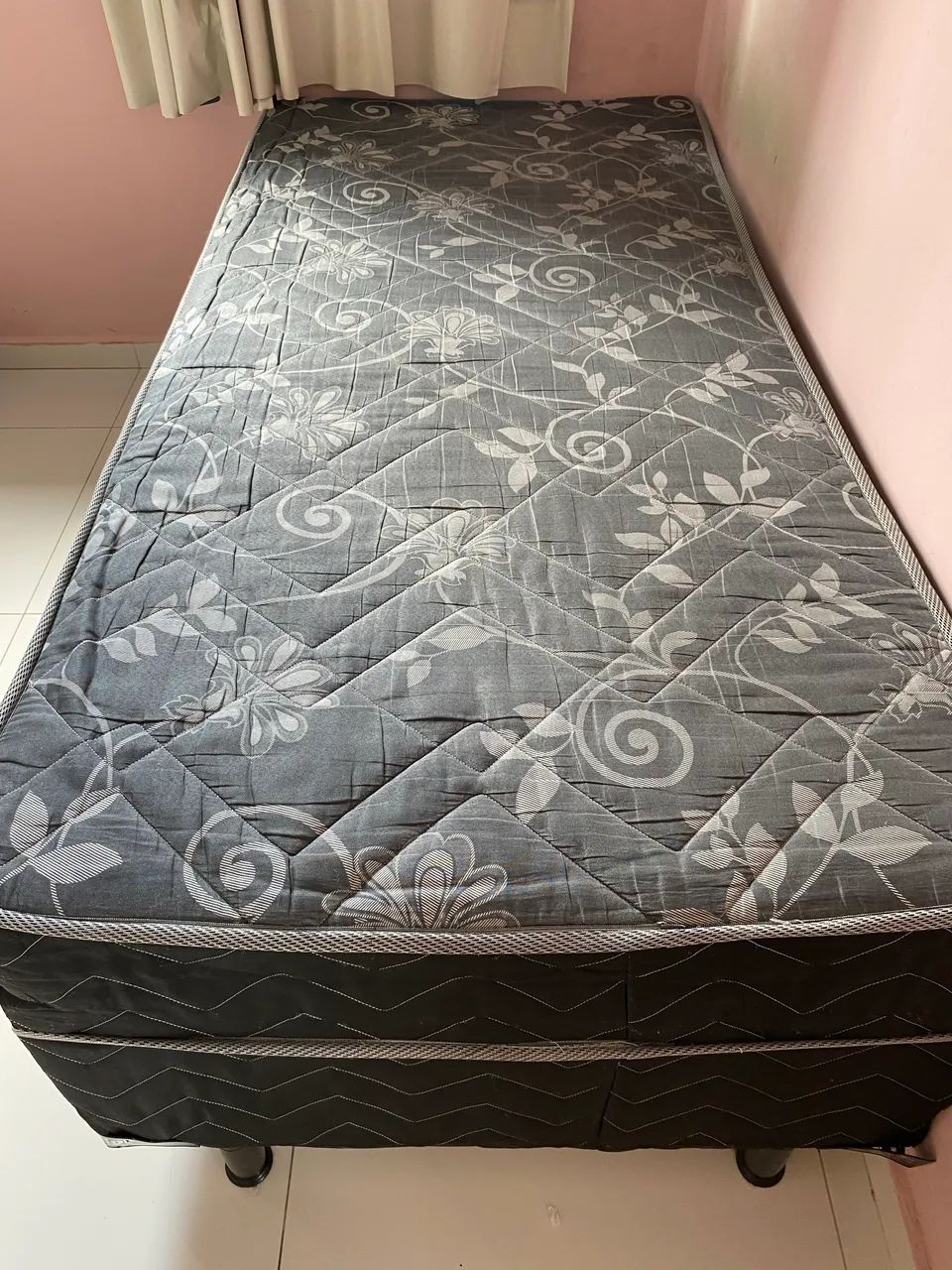 Cama de solteiro 