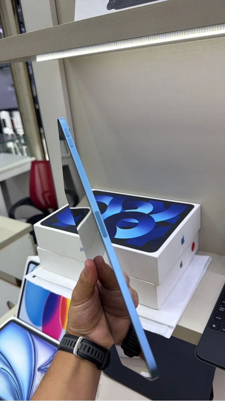 Ipad Air M1 64GB AZUL CAIXA E CABO ORIGINAL!! Impecável  - Foto 2