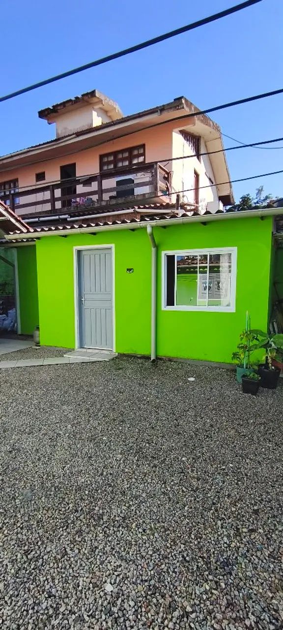 Alugo kitinete 