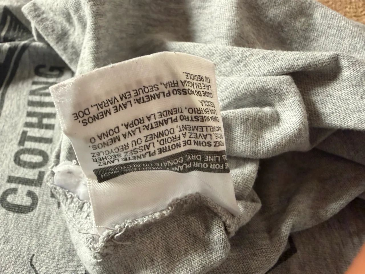 Camiseta Levis  - Foto 4