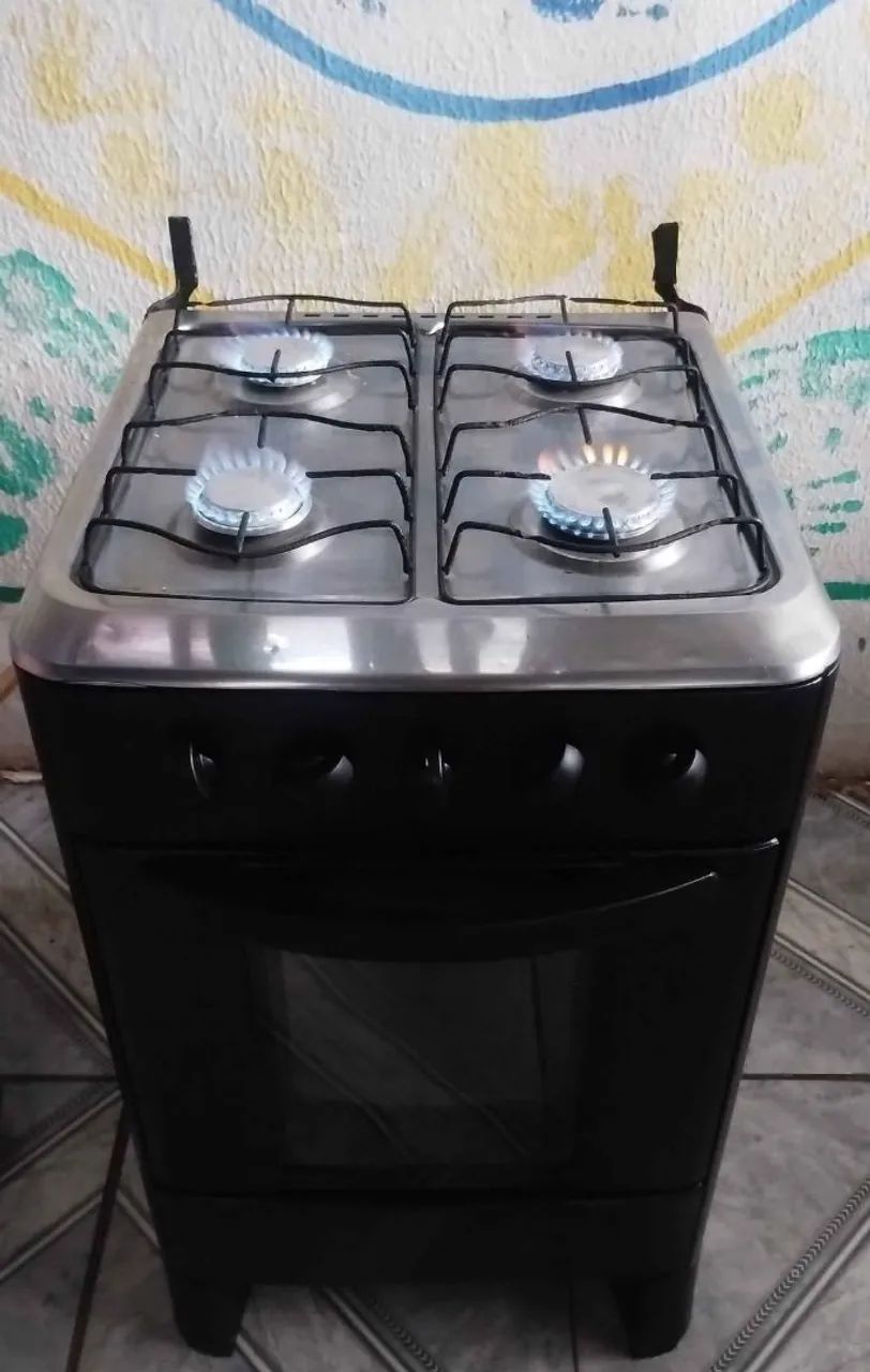 VENDO FOGÃO DE 4 BOCAS  - Foto 4