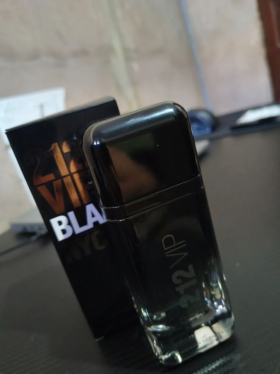 Perfume 212 VIP Black - 100ml - Foto 2
