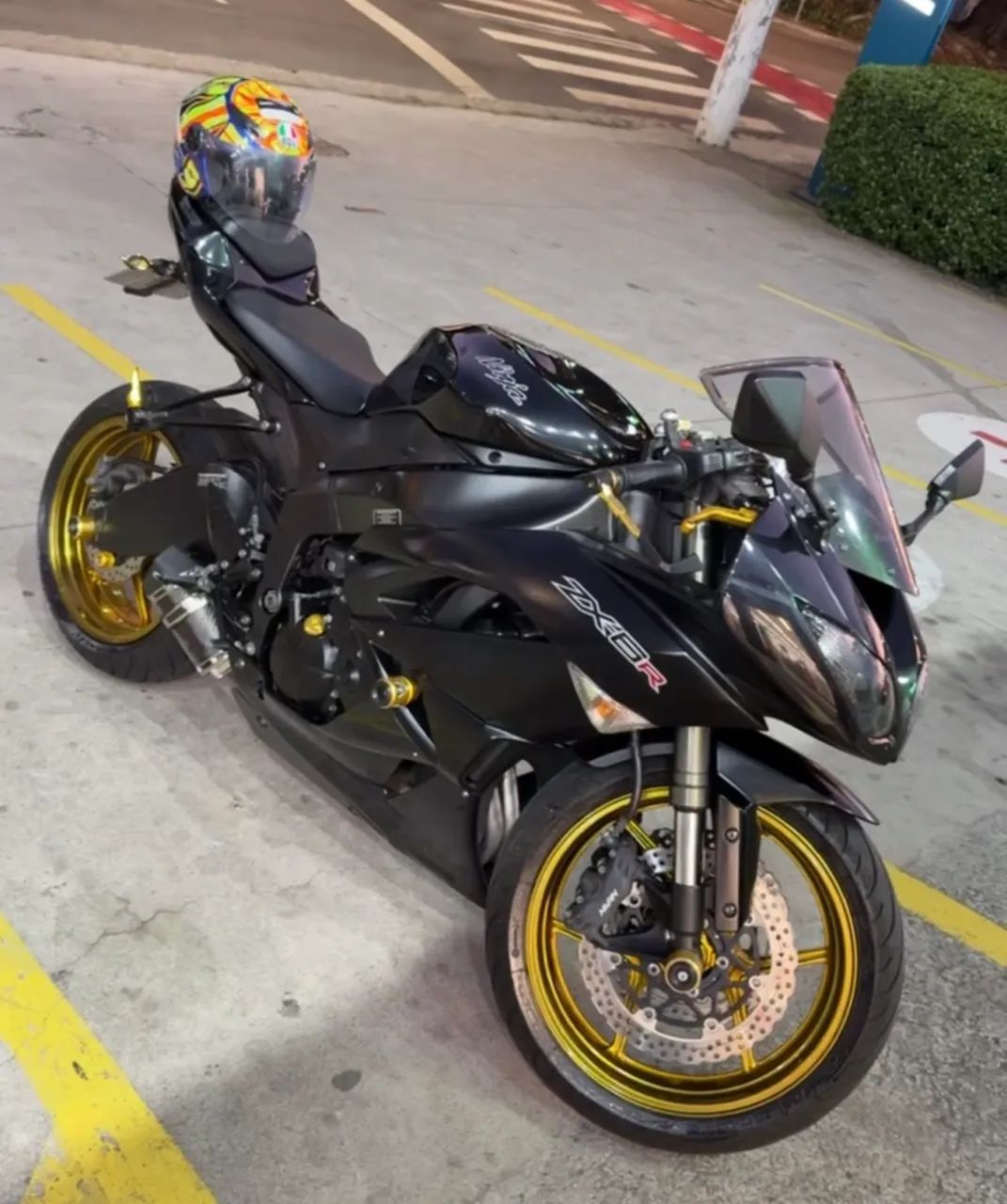 Ninja ZX6R (Impecável)