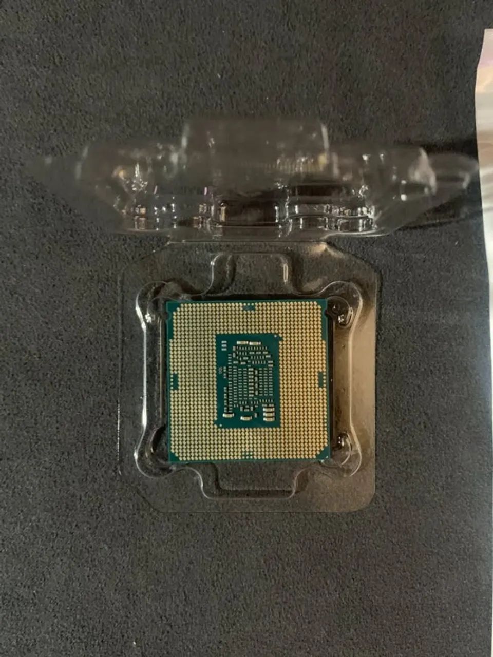 Processador Intel Core i3 8100 (8a Gen 3.60GHz)