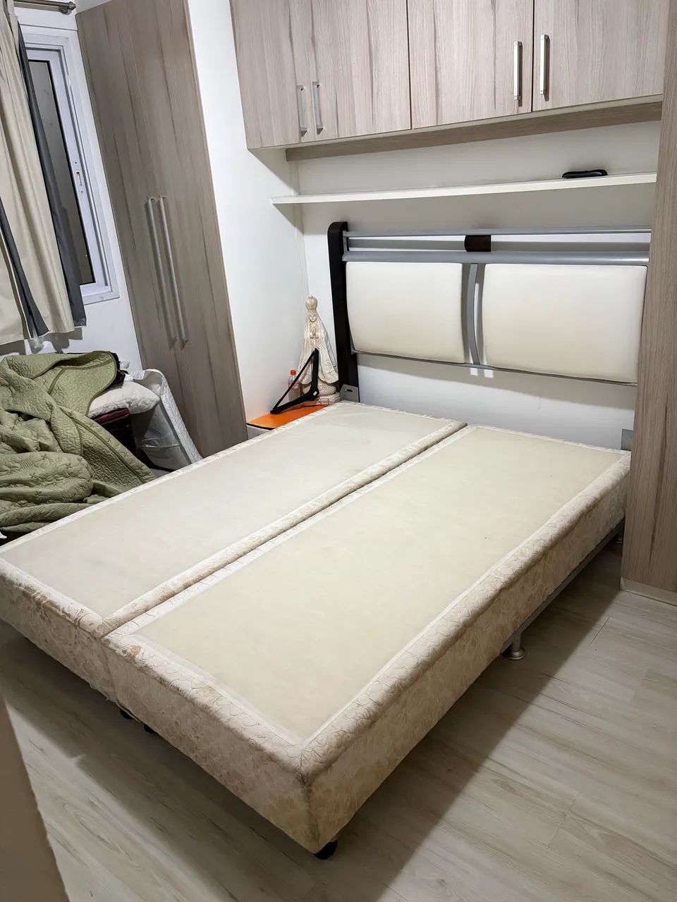 Cama box com cabeceira 