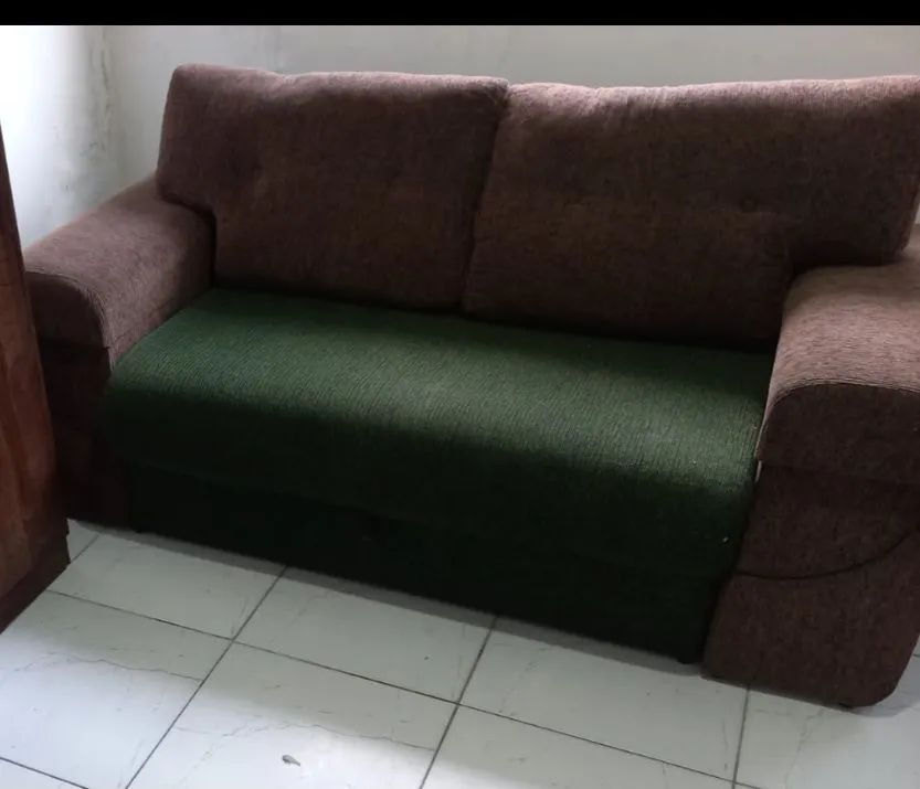 Sofá cama com pouco uso 