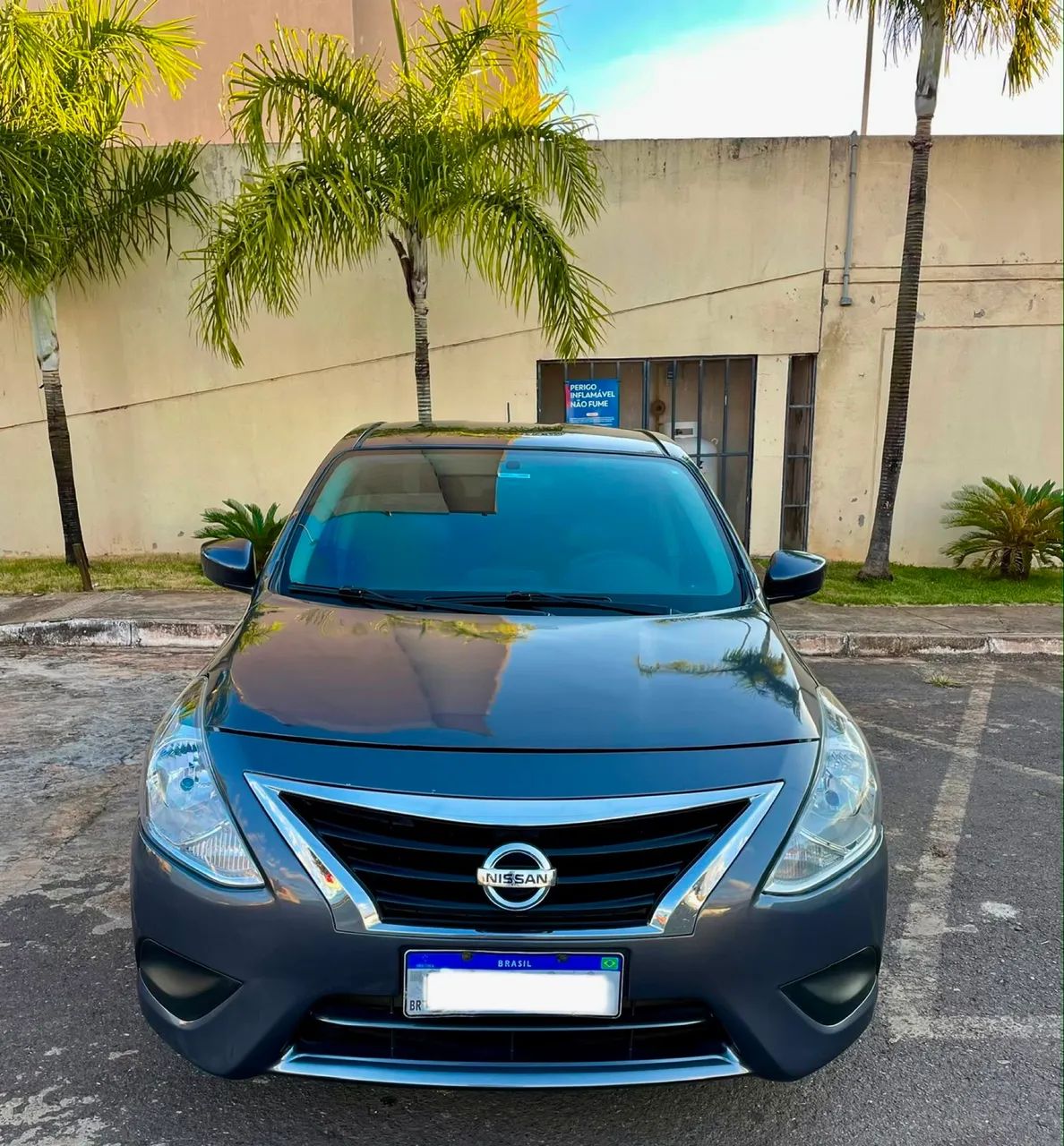 Nissan Versa 2016