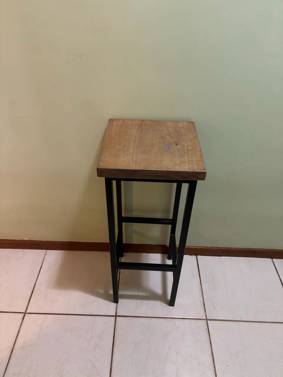 Banquinhos de bancada - 4 unidades - Foto 4