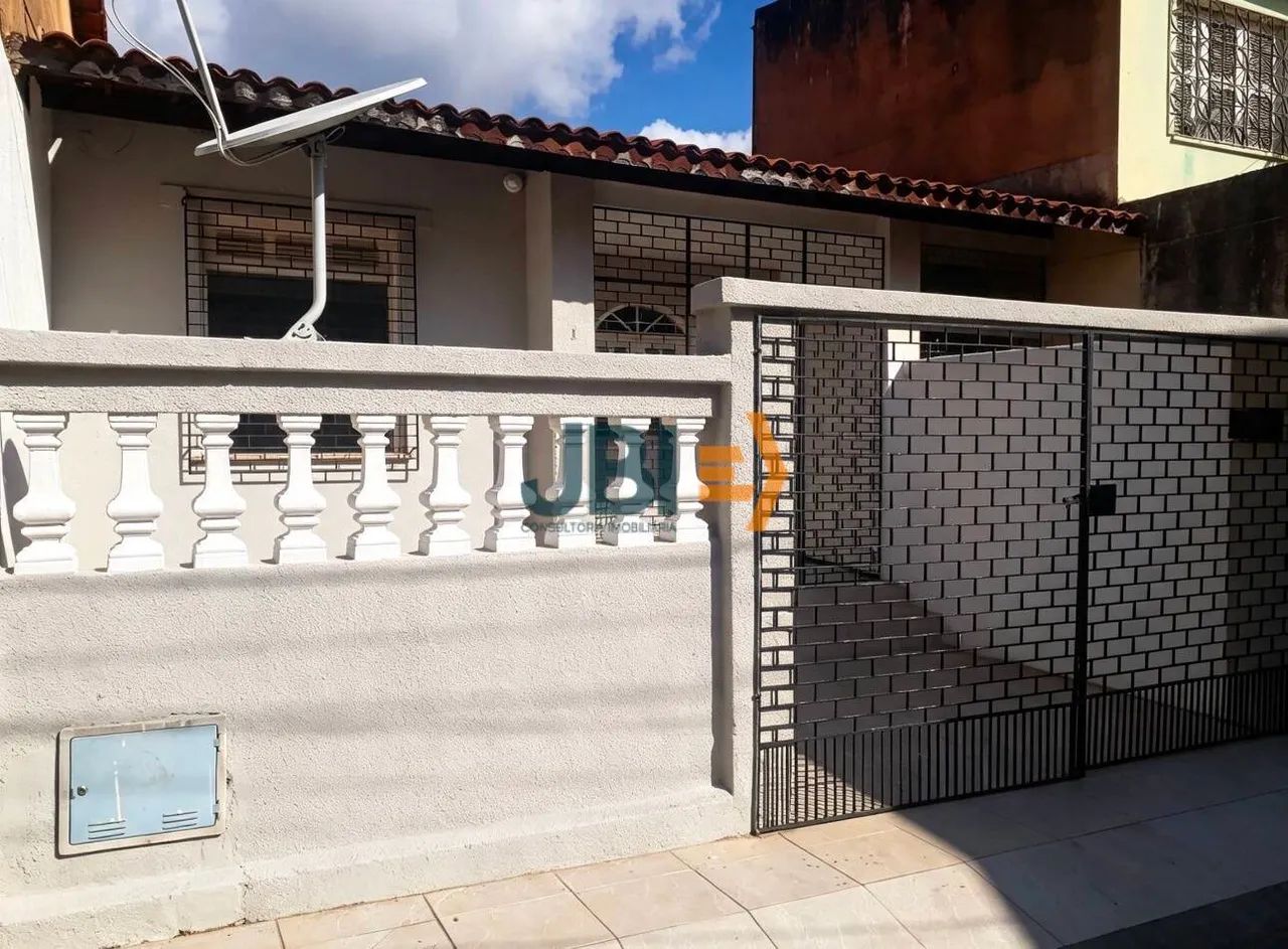 Vende-se casa com dois quartos e bem localizada - São Gerardo