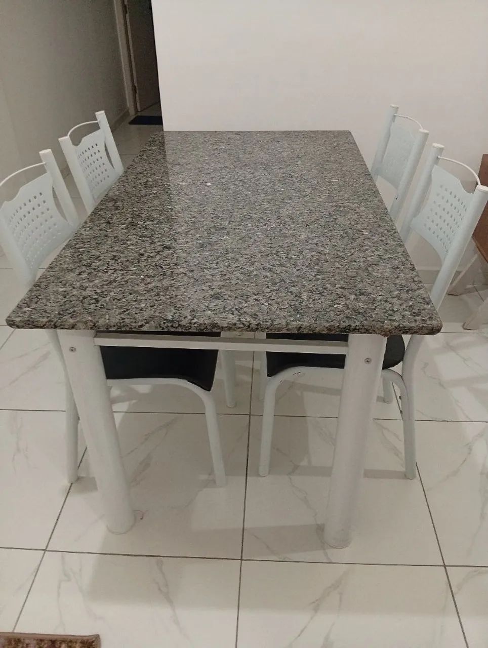 Mesa tampo de mármore 6 cadeiras!!! - Foto 5