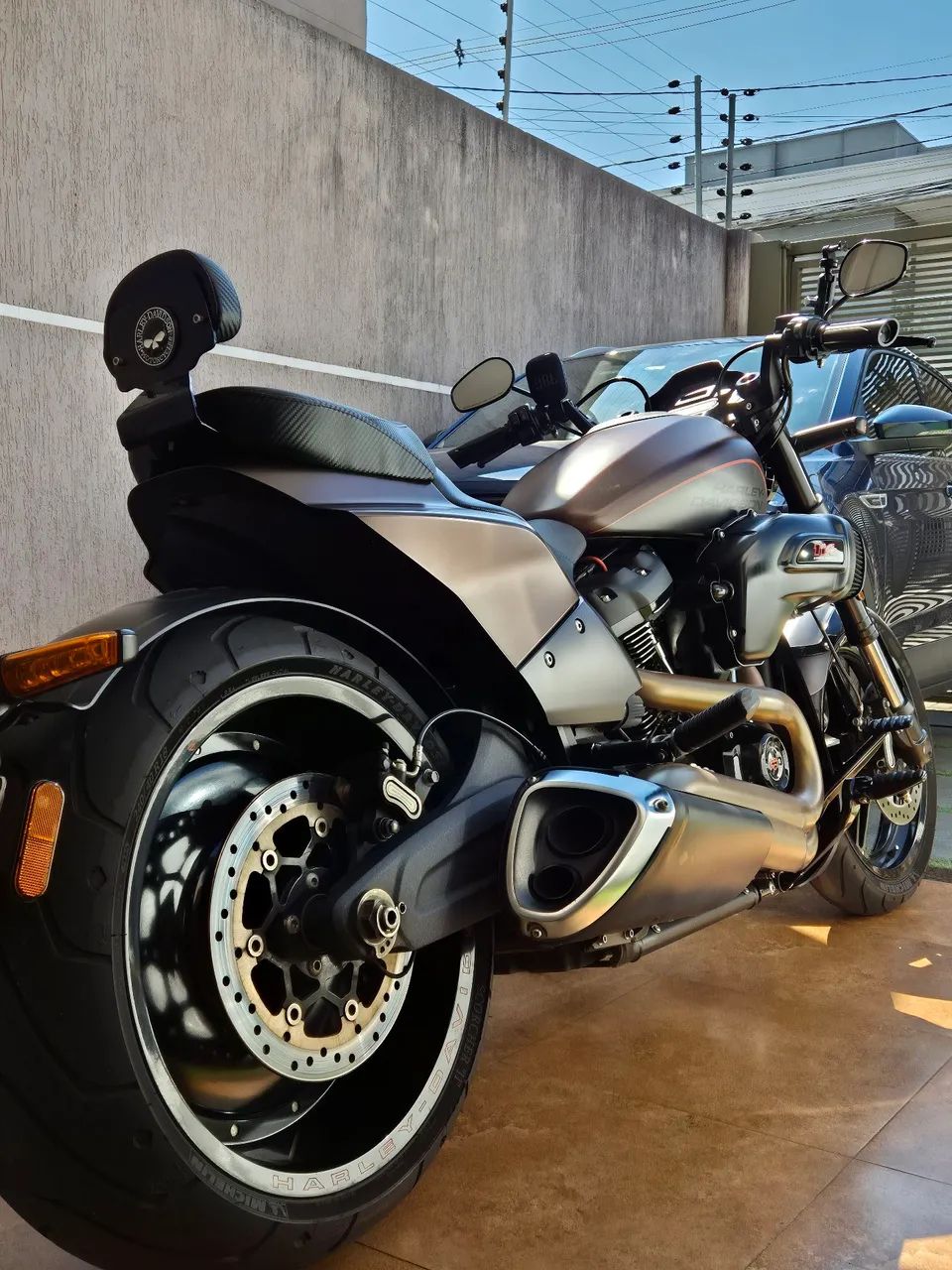 Vendo Harley FXDR impecável 