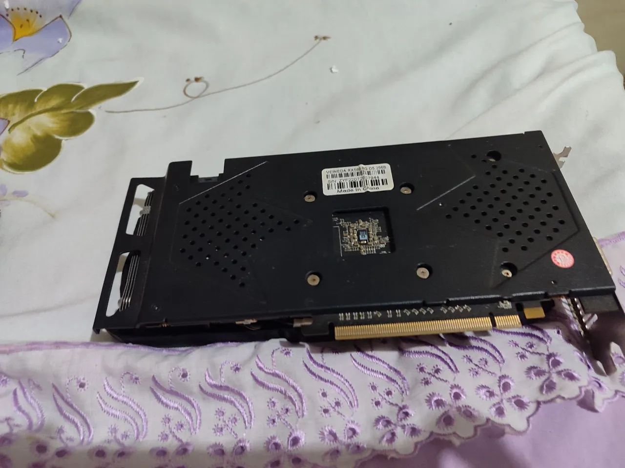 Placa de vídeo RX580 Com defeito - Foto 3