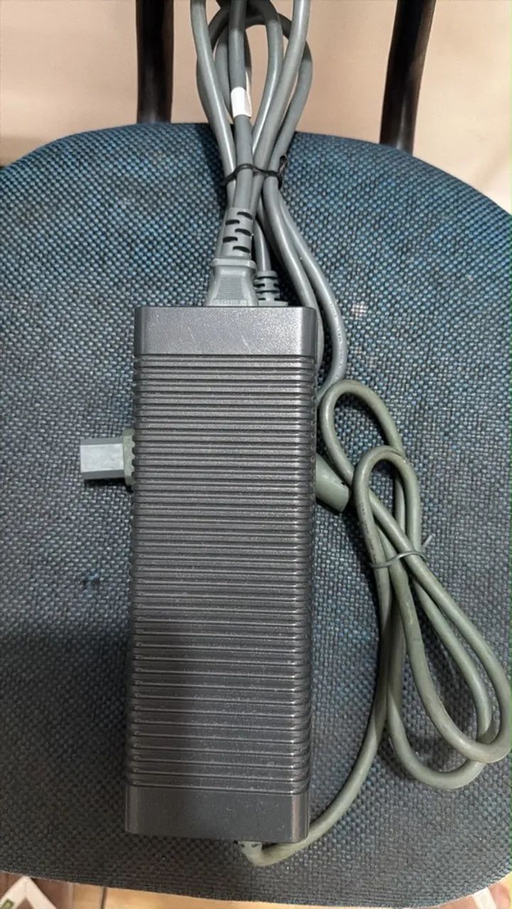 Fonte Xbox 360 fat