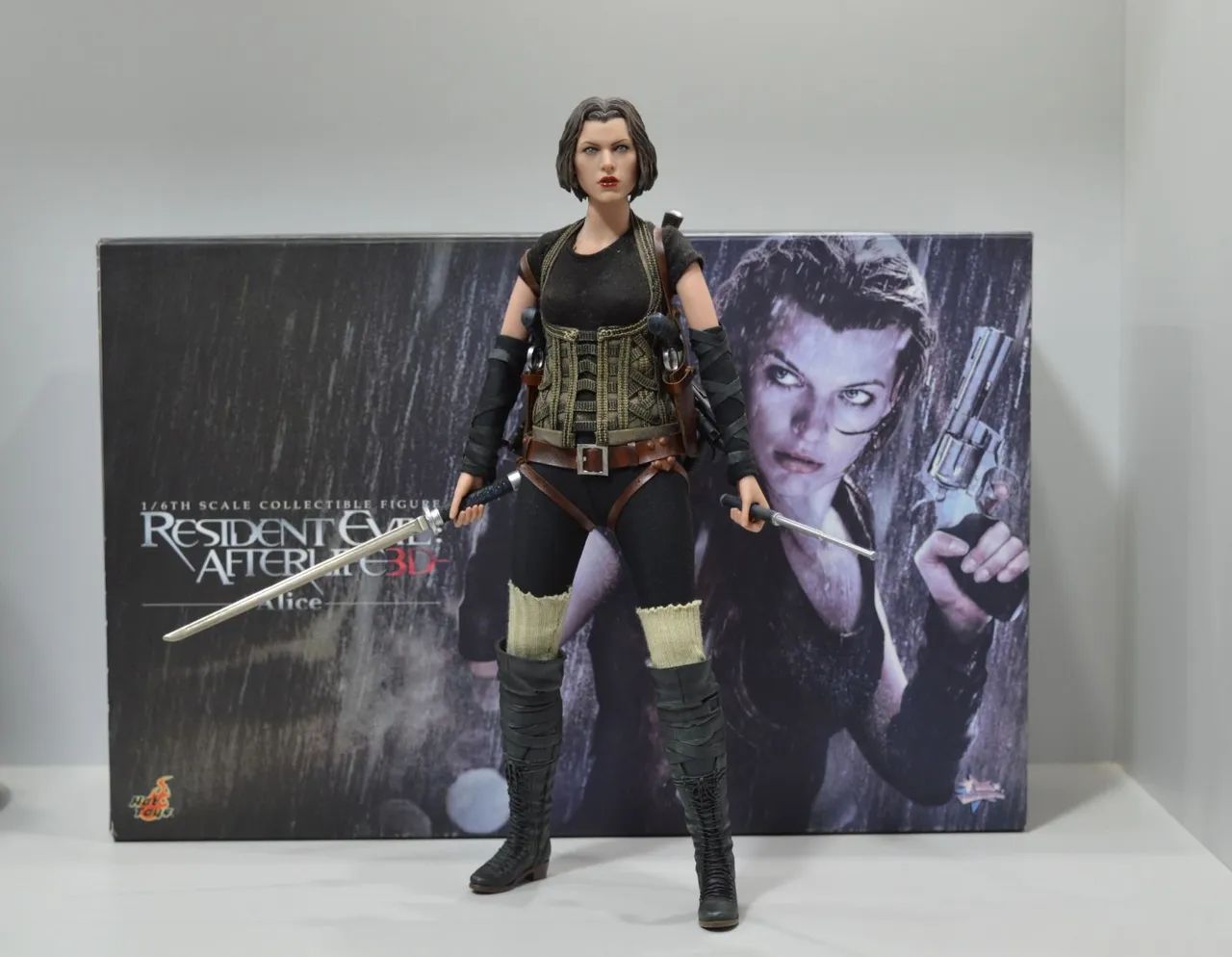 Alice Afterlife Resident Evil 4 Hot Toys 