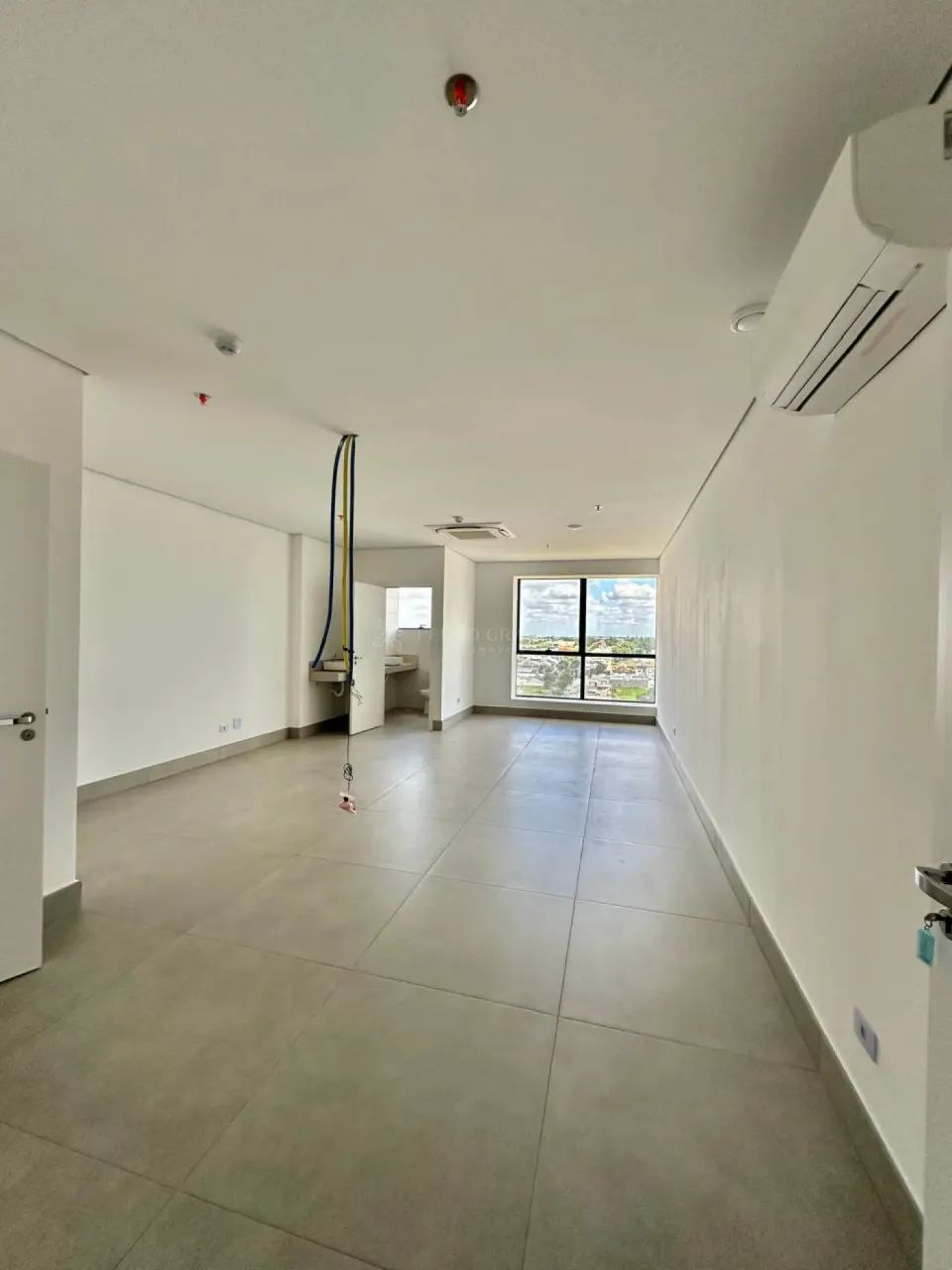 Sala comercial no Unique Medical Center - Recanto dos Magnatas - Foto 4