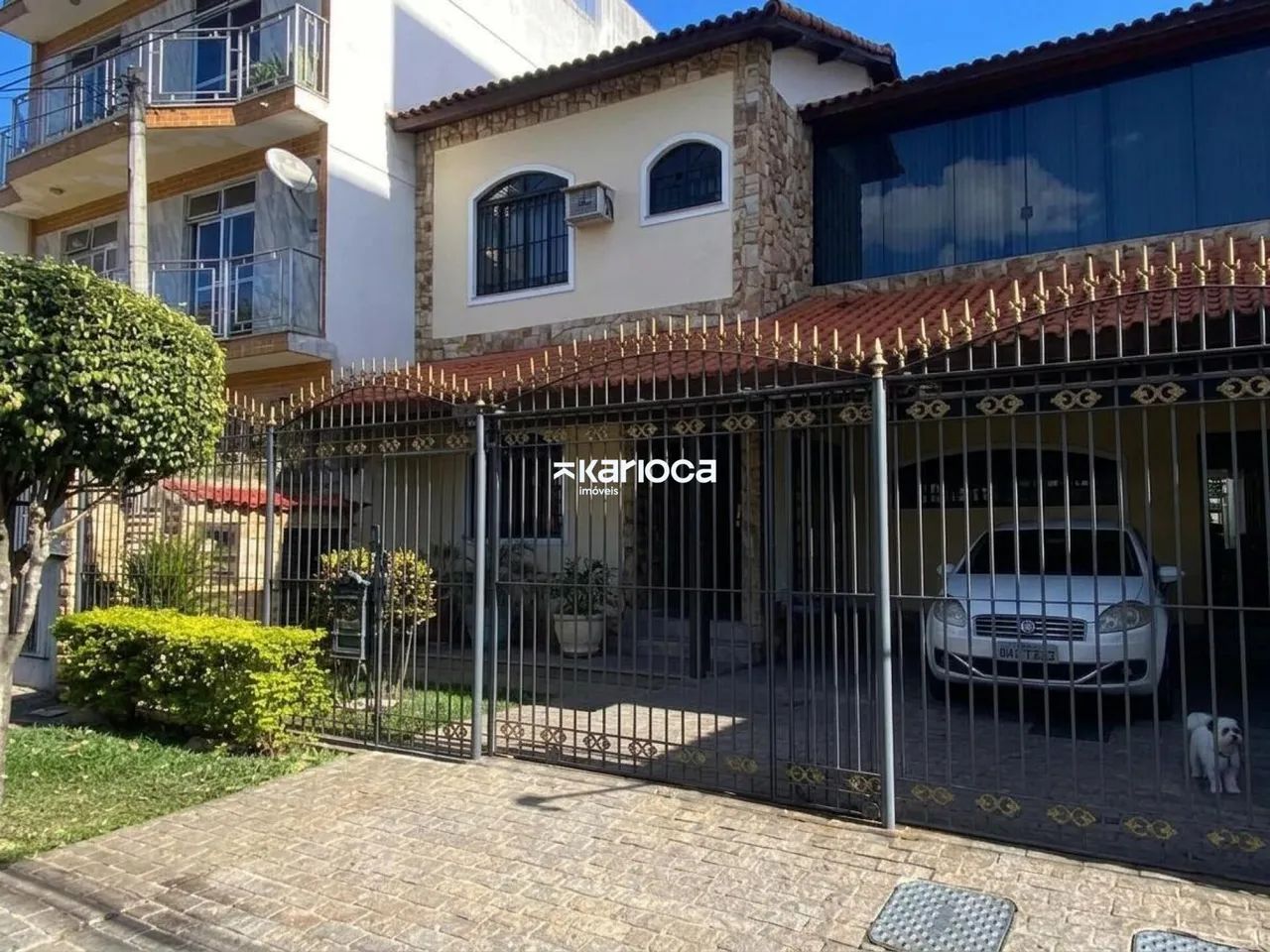 Venda Casa Duplex em Condomínio Nova Valqueire com 305m²