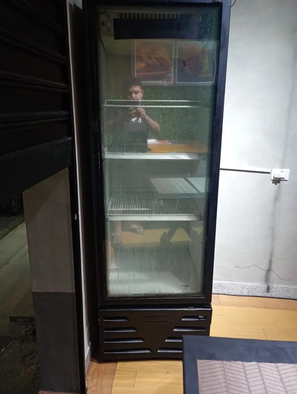 Geladeira De Comércio