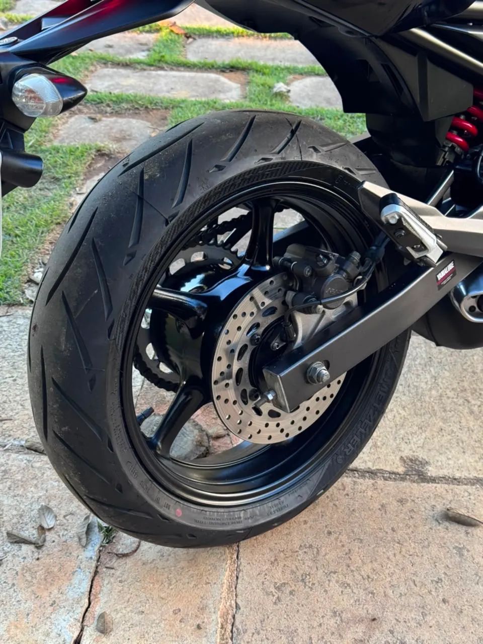XJ6 N ABS 2016 - Foto 3