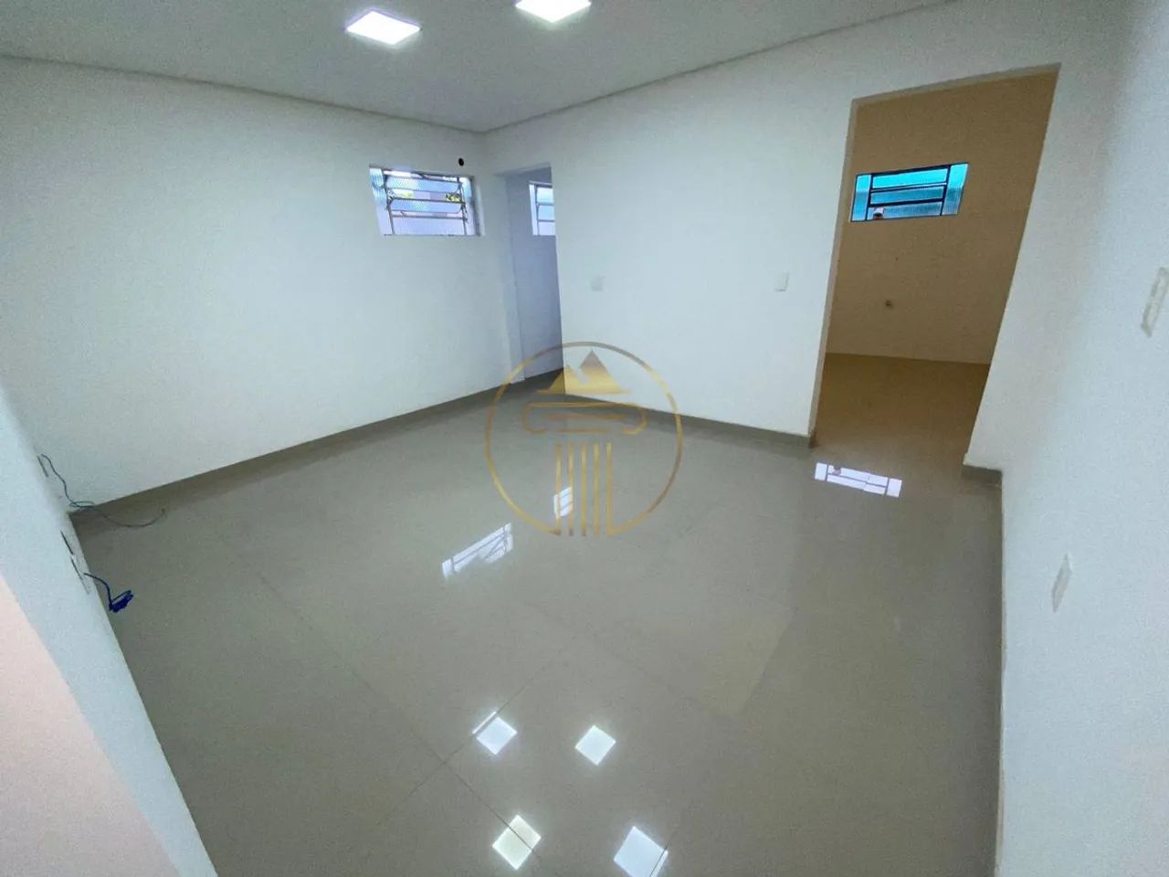 Sala Comercial Térreo para Alugar no Bairro Universitário, Tijucas-Sc - Foto 2