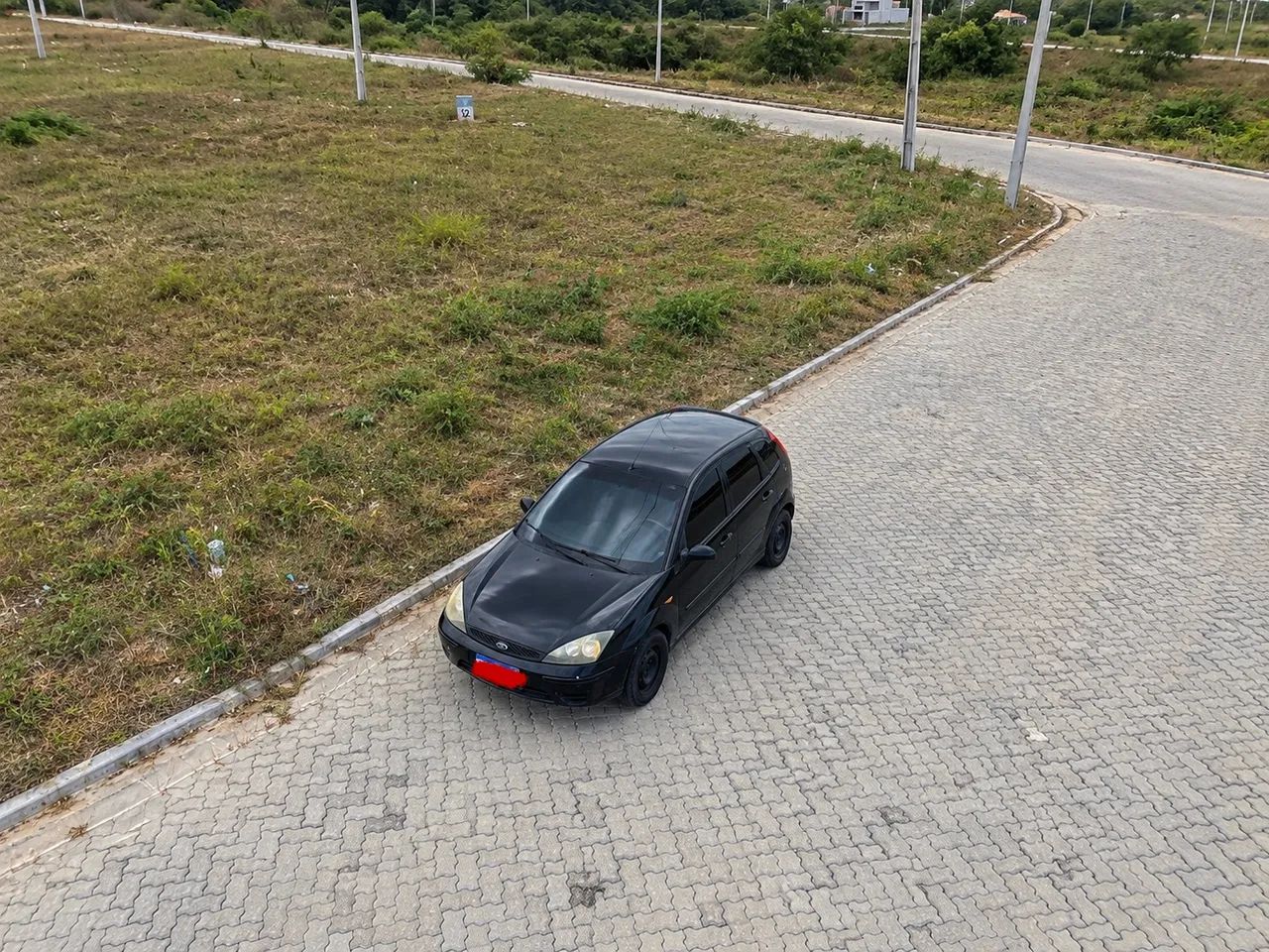 Ford Focus 1.8 16V 5P 2003 - Foto 2