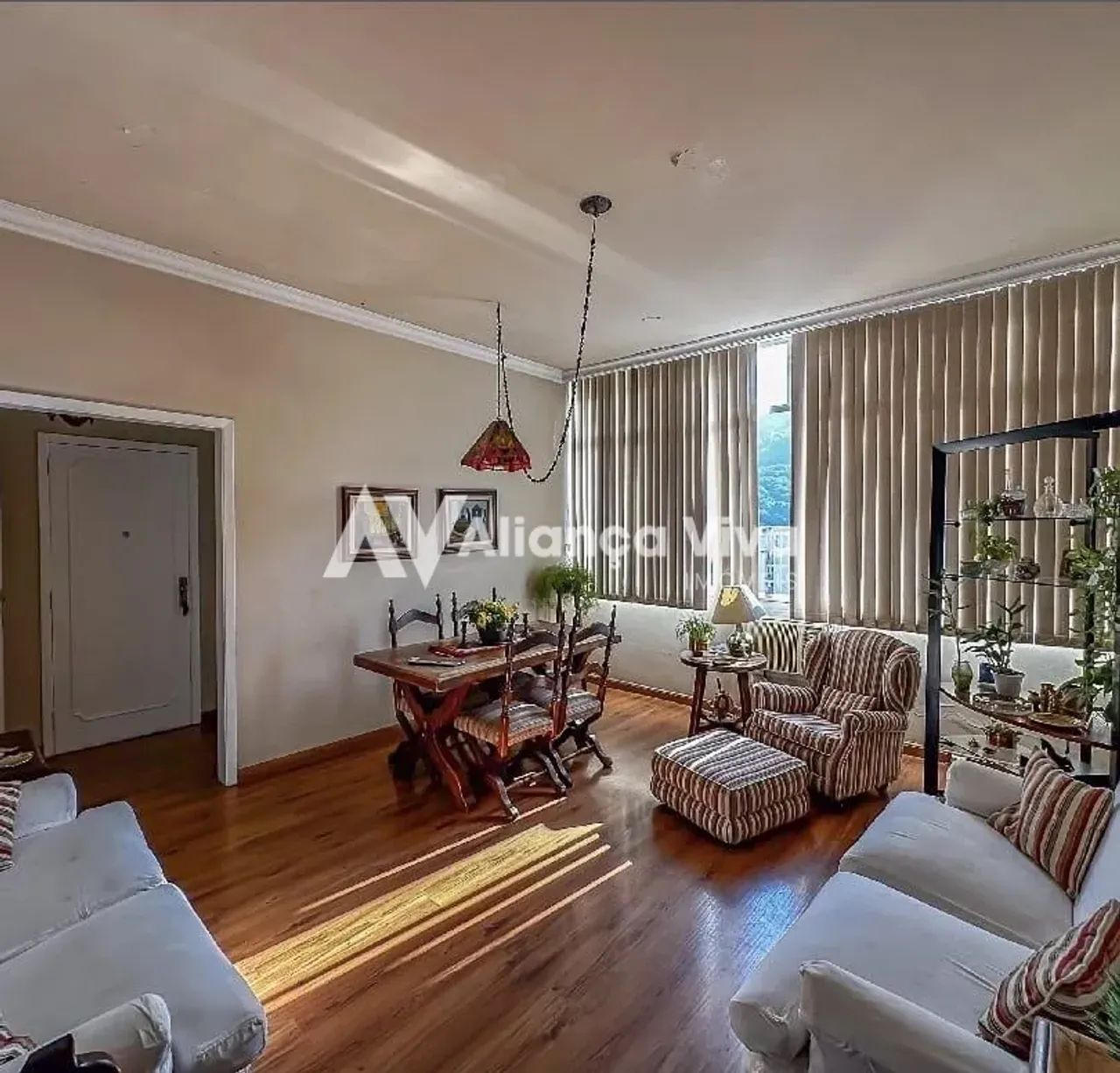 Laranjeiras | Apartamento 3 quartos, sendo 1 suite - Foto 3