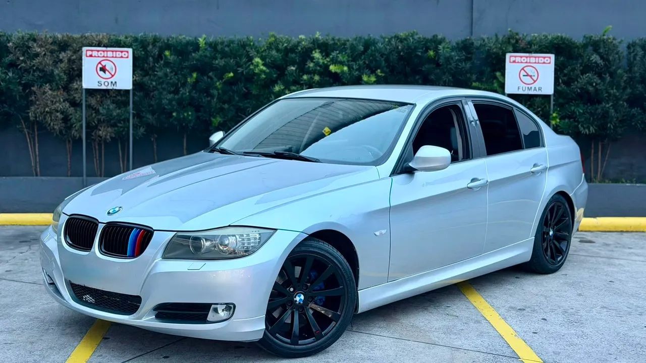 BMW 320I A 2011 - Foto 2