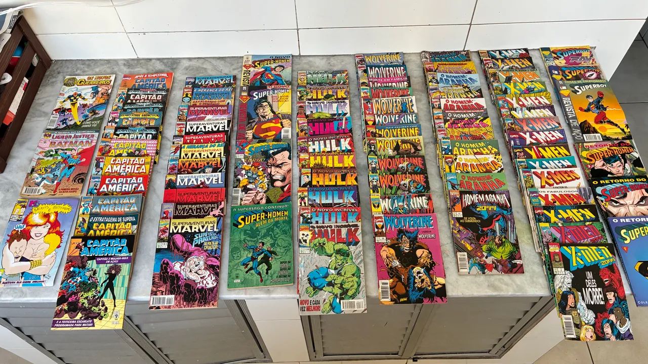 Coleção de quadrinhos Marvel/DC