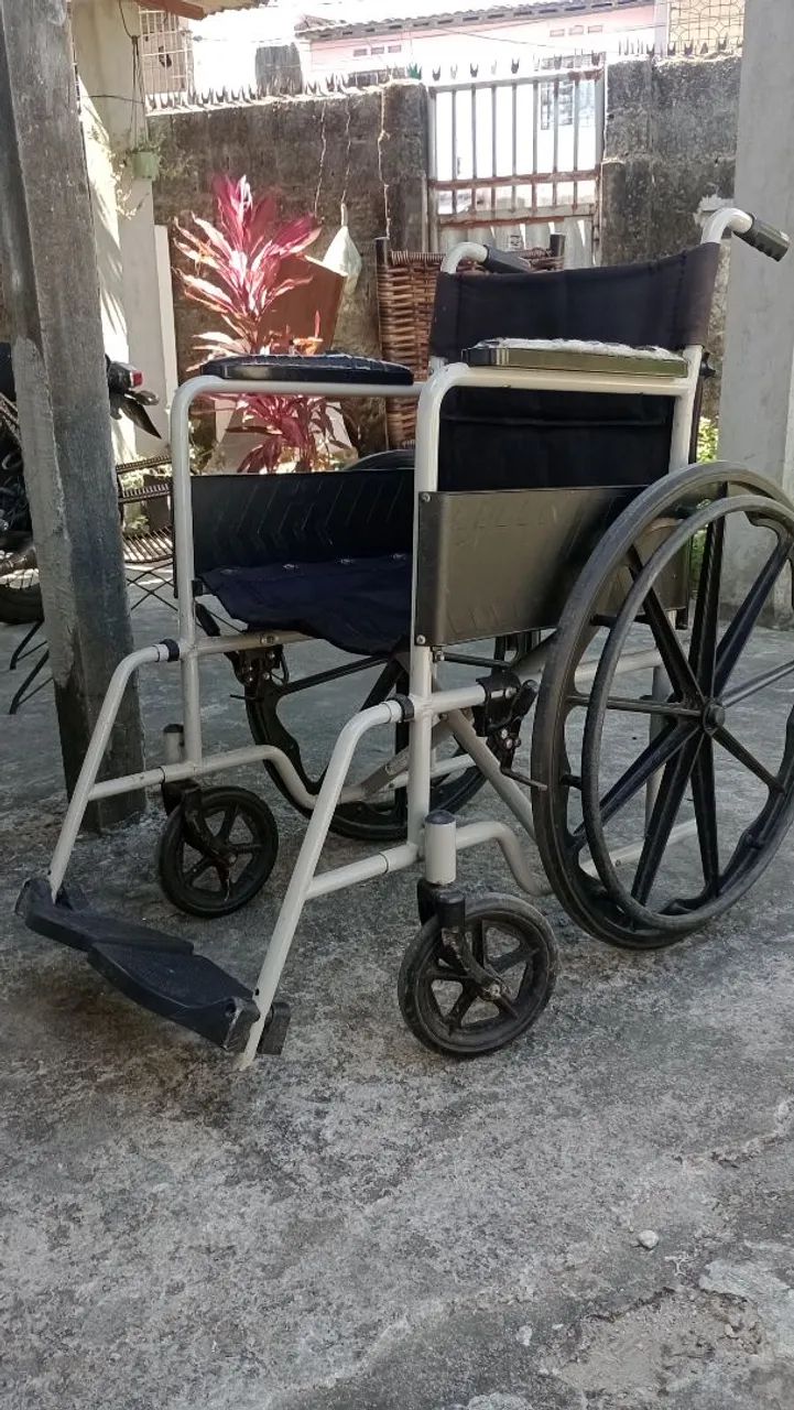 Cadeira de rodas  - Foto 3