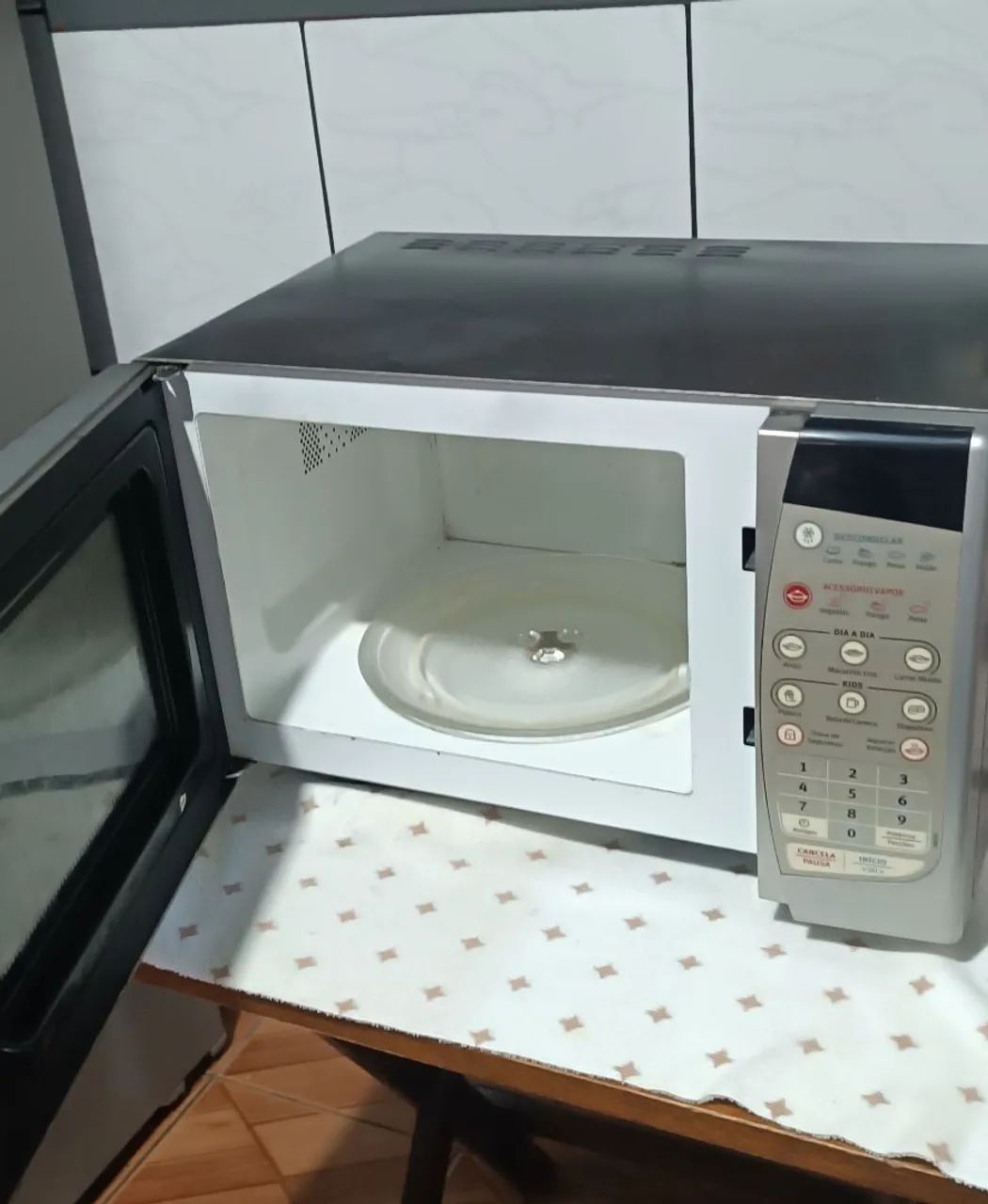Microondas Electrolux 20 L  - Foto 2