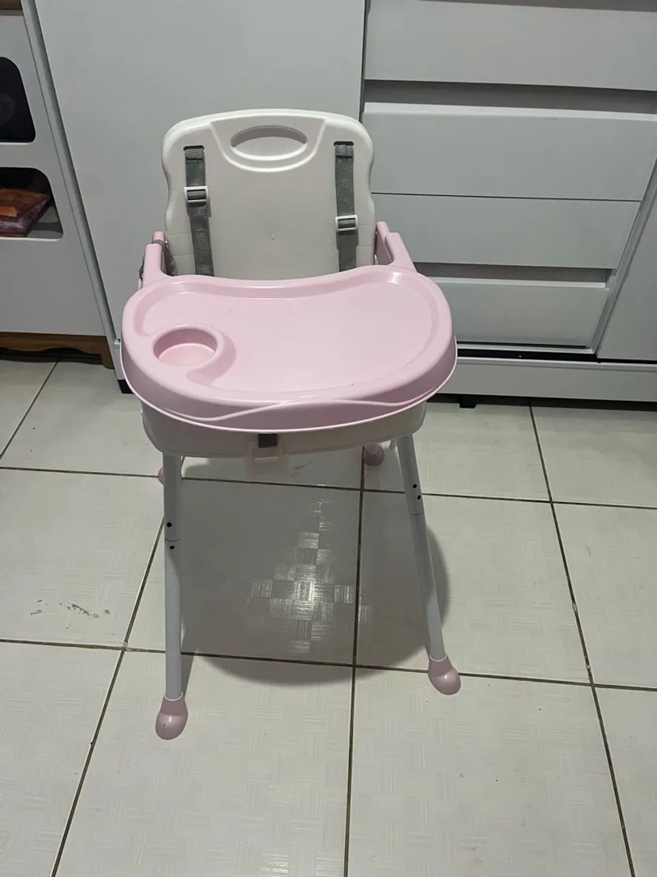 cadeira de alimentação  - Foto 2