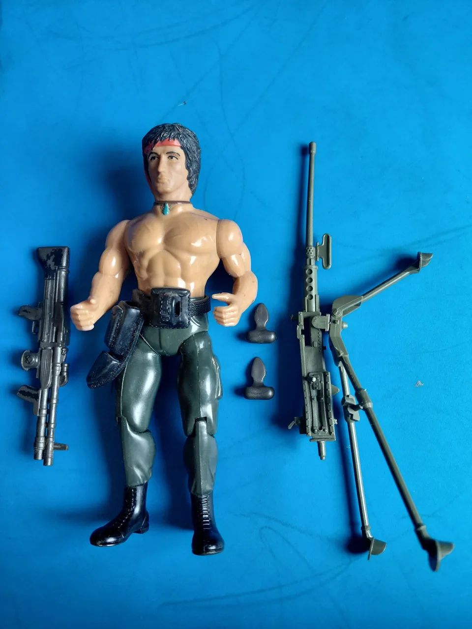 Rambo sem camisa - Foto 2