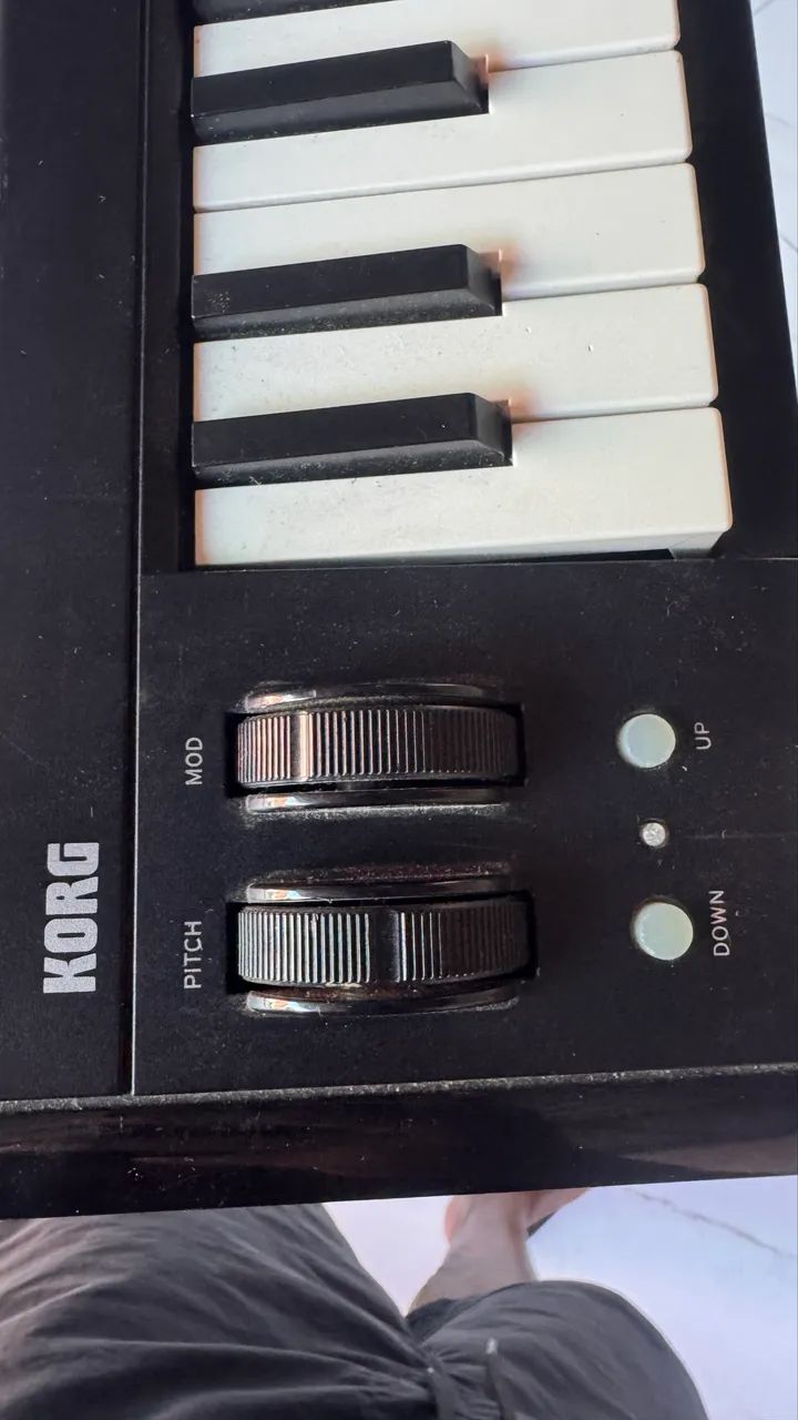 Controlador midi Korg MicroKey - Instrumentos musicais - Canudos