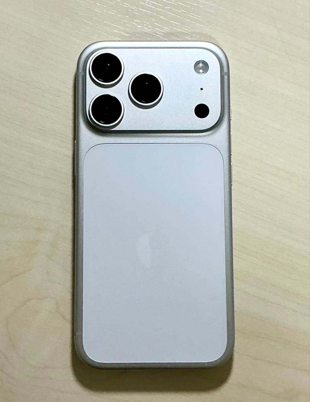 iPhone 17 pro 256 GB (Prata) - Foto 2