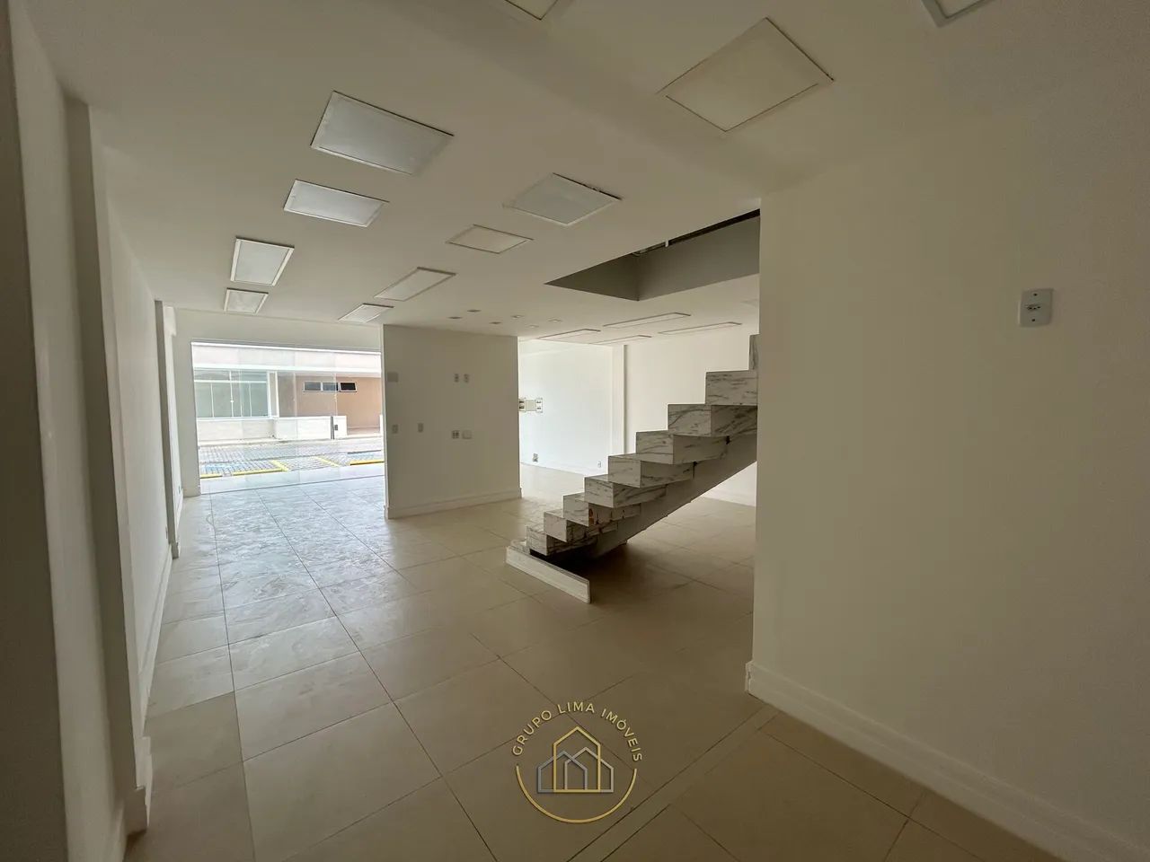 Loja com 166,69m2 no Norte Sul Boulevard, Lagoa, Macaé/RJ - Foto 4